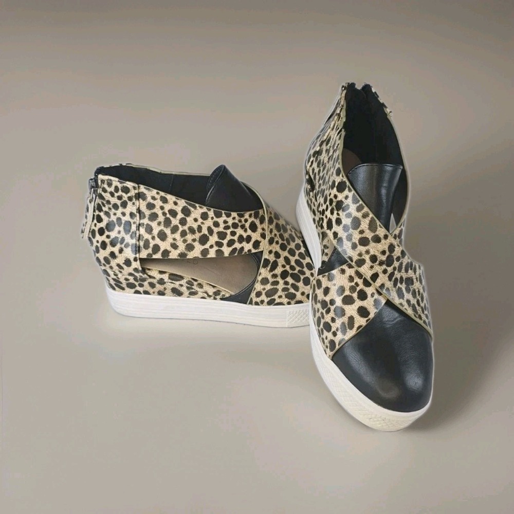Restricted Leopard Print Shoes Size 6.5